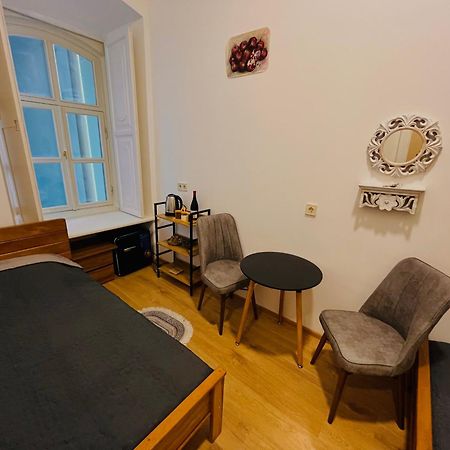 Salomes Guest Room 第比利斯 外观 照片